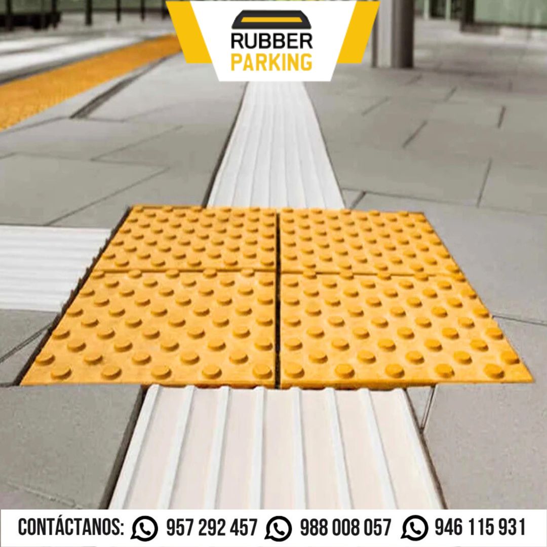 Piso podotáctil de PVC