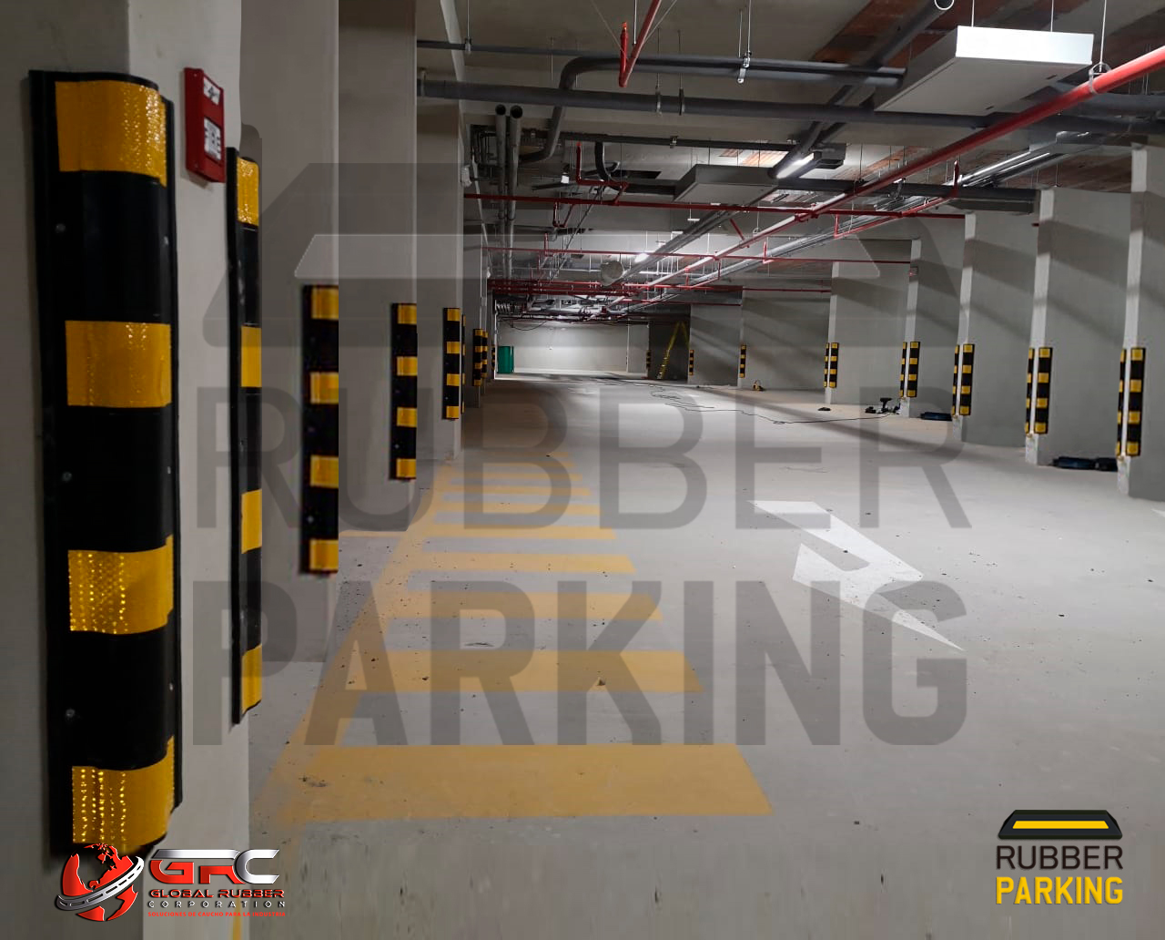 Protector de columnas elaborado con caucho natural NR y SBR reciclado, con cargas reforzantes, antioxidantes, antiozonantes y acelerantes, que le brindan excelentes propiedades antidesgaste y buena dureza.